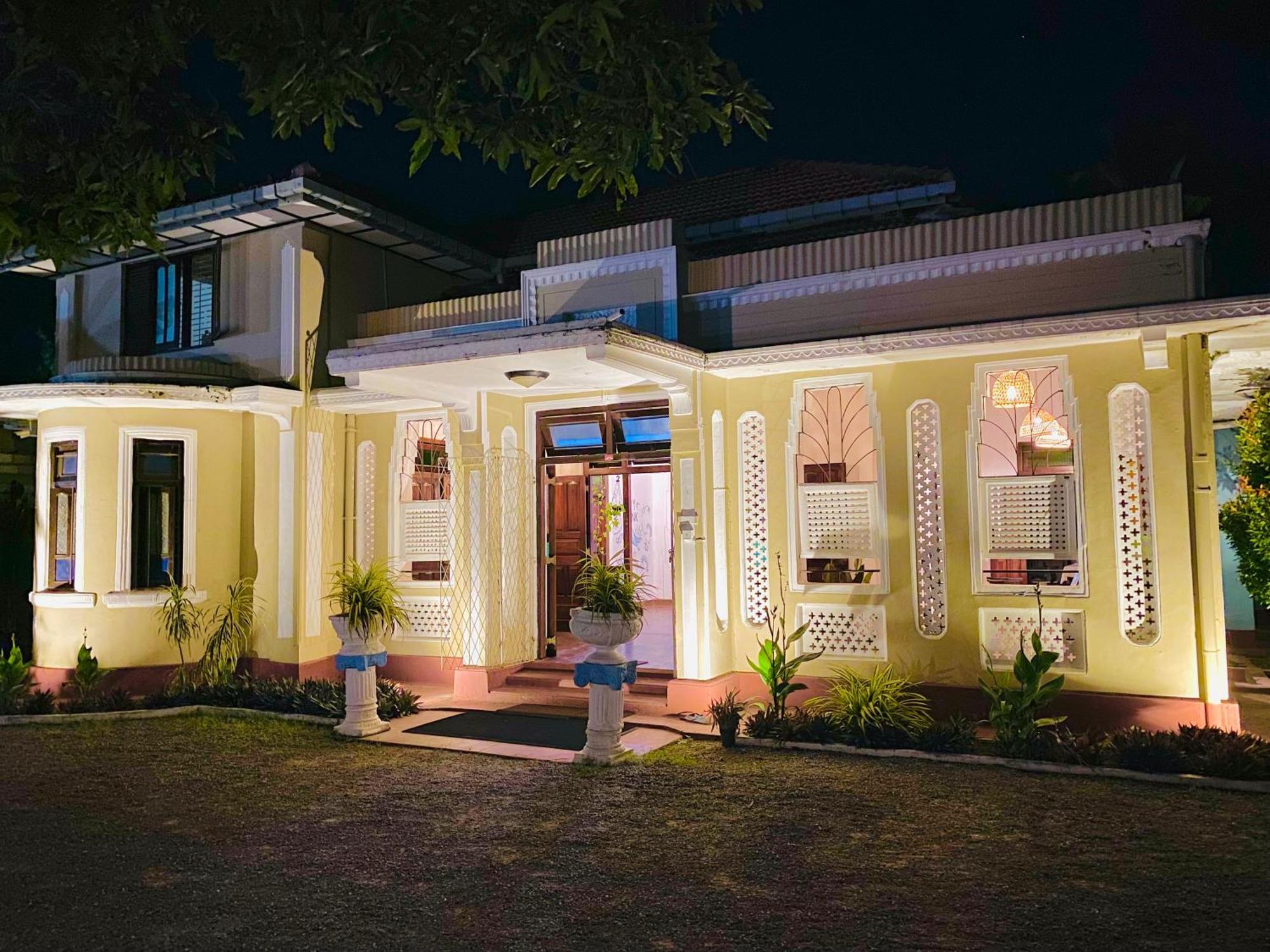Happy Bunk Hostel Weligama Exterior foto
