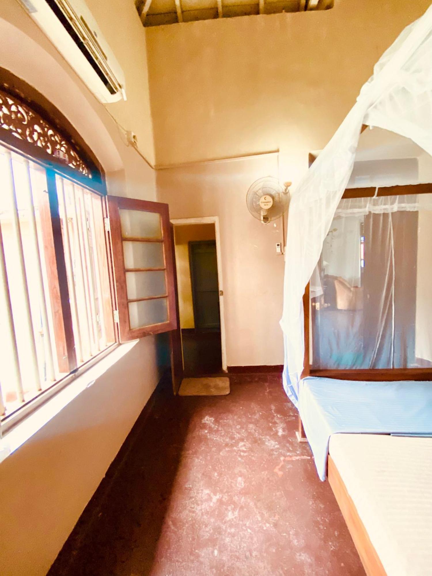 Happy Bunk Hostel Weligama Exterior foto